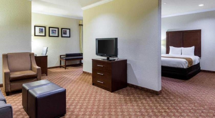 Comfort Suites Near Nasa - Clear Lake Webster Exterior foto